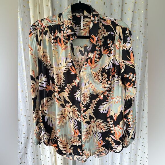 Free People Under The Palms Button Down Silky Soft Tropical Blouse Top XS - Picture 4 of 9